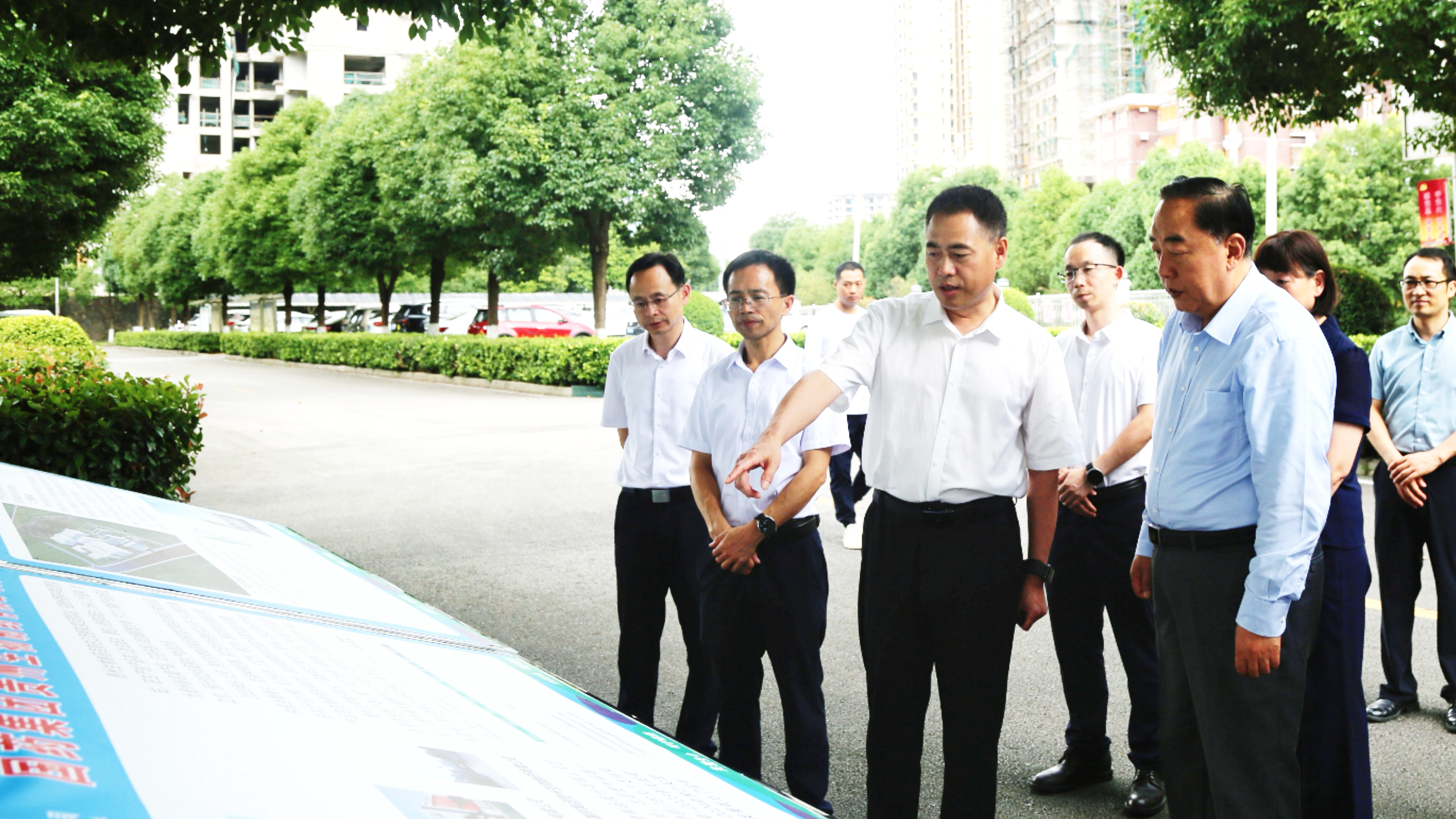 貴州省副省長(zhǎng)董家祿調(diào)研貴州生物制藥